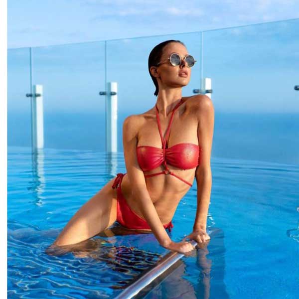 Damen Bademoden, sexy Beachwear: Vintage Bikinis Monokinis & Trend Badeanzüge