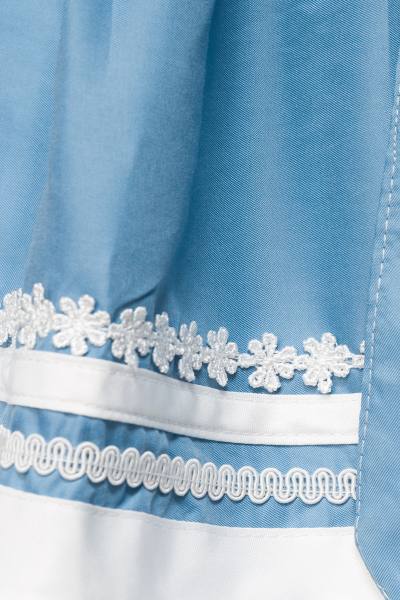 Romantische Dirndlkleid in Weiß/Blau